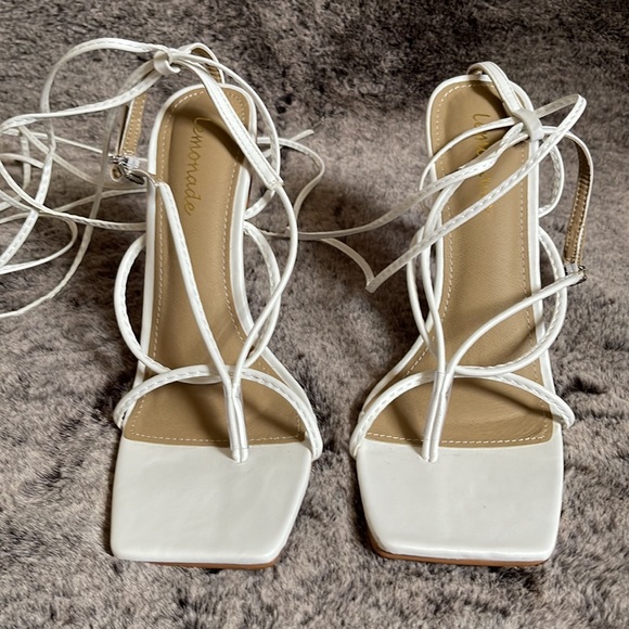 Real strappy - Picture 4 of 7